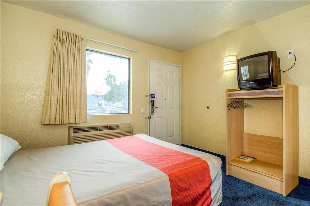 Motel 6-Anaheim, Ca - Fullerton East Habitación foto